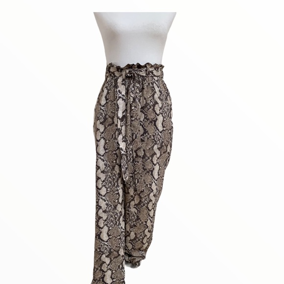 H&M SNAKESKIN BOHO BAGGY LOOSE FIT PULL ON ELASTIC WAISTBAND ANKLE PANTS - Picture 2 of 10